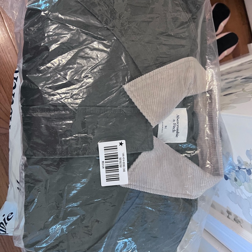NWT Abercrombie & Fitch Short Waxed Chore Jacket - Picture 6 of 6